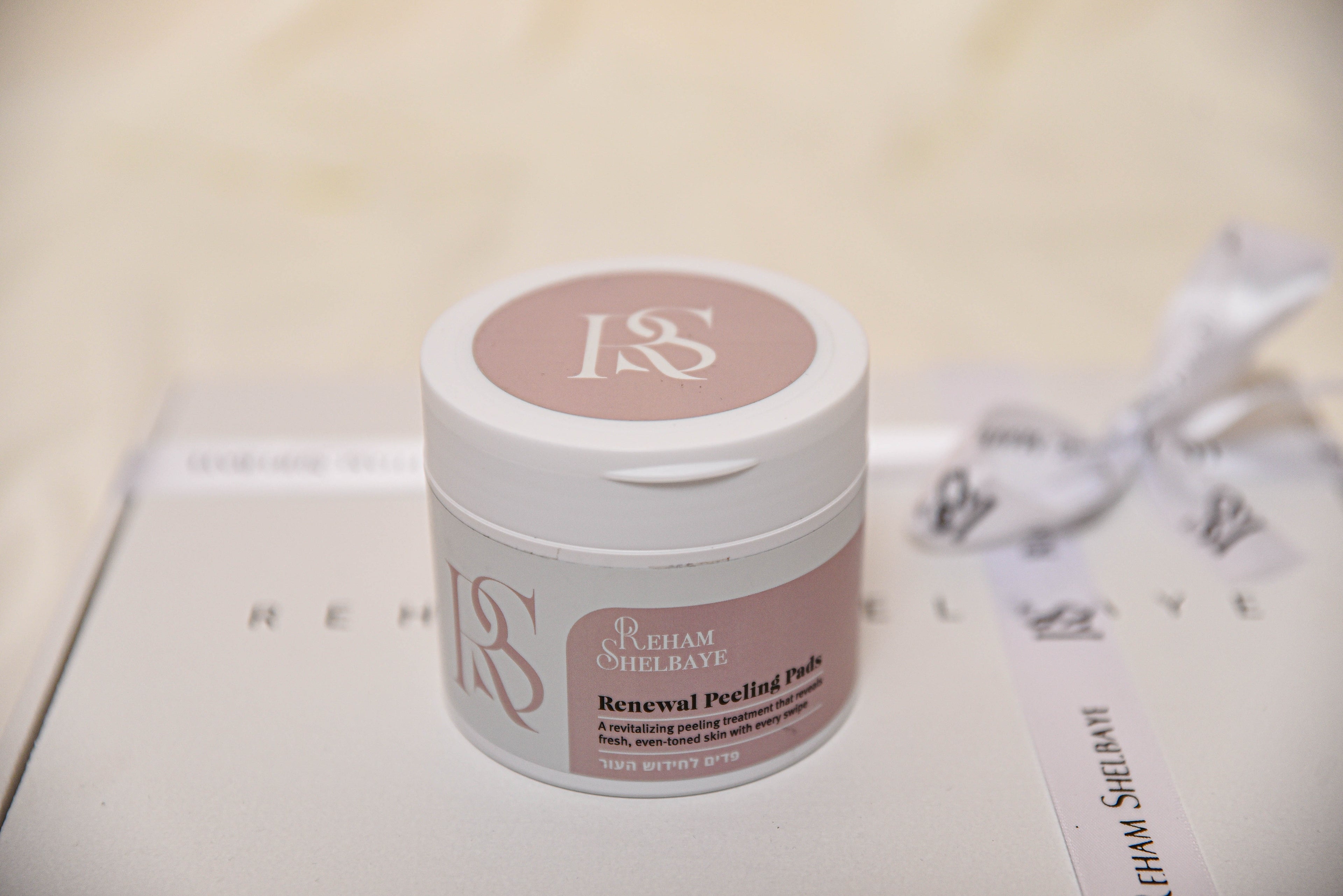 تونر بقطنة جاهزة - toner pades